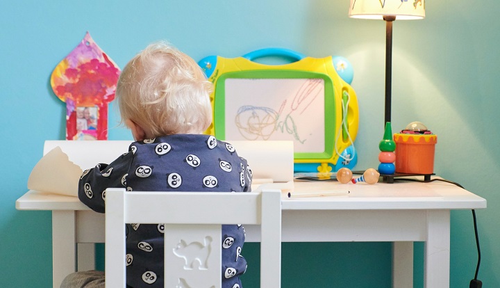 Habitación infantil zona de juegos