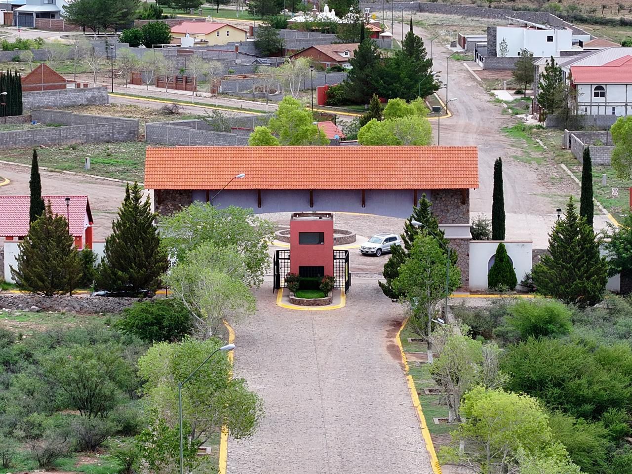 Terreno Campestre 997.570 mts2 fracc. privado, seguro, equipado, a solo 20 min de la ciudad de Chih.